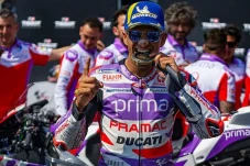 Jorge Martin Pertimbangkan...