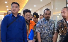 Syahrul Yasin Limpo...