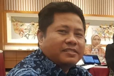 100 Tahun Runtuhnya...