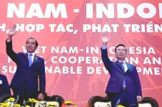 Jokowi Diajak Presiden...