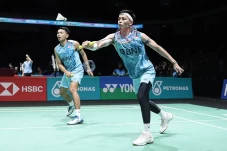 Fajar/Rian Keok di Perempat...