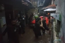 Banjir Kepung Braga...