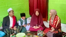 Atikoh Ganjar Titip...