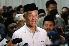 Ziarah ke Makam Pendiri...