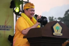 Airlangga Instruksikan...