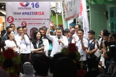 Warga Koja Antusias...