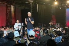 Anak Desa Jadi Calon...