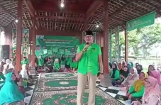 Sandiaga Uno Sapa Warga...