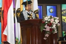 Pesan Menyentuh Rektor...