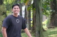 Mengenal Ibnu Wardani,...