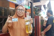 Harga Bahan Pokok Mahal,...