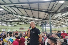 Temui Buruh Pelinting...