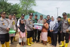 Irwasda Polda Riau dan...