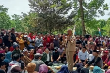 Bahas Masalah Stunting...