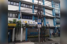 Tabrak 3 Siswa, Guru...