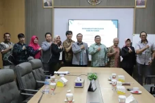 FISIP UPNVJ Gandeng...