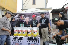 Bantu Penuhi Kebutuhan...