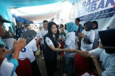 Bertemu Ibu-Ibu di Pengadegan,...