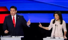 8 Gebrakan Politikus...
