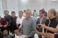 KPU Akan Evaluasi Aksi...