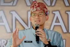 Bisnis Inul Daratista...