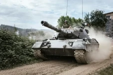 10 Negara dengan Tank...