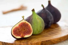 3 Perbedaan Buah Tin...