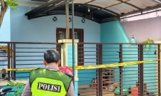 Istri di Malang Tewas,...