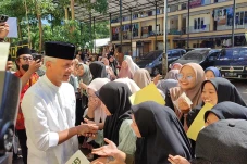 Momen Ribuan Santri...