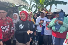 Siti Atikoh Ajak Rakyat...
