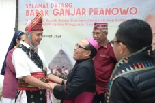 Ganjar Jadi Capres Pertama...
