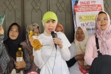 Gelar Bazar Minyak Goreng...