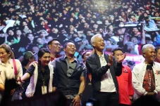 Hadiri Hajatan Rakyat...