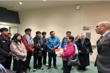Berjumpa dengan Menlu...