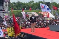 Hajatan Rakyat di Cirebon,...