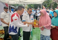 Bazar Minyak Goreng...