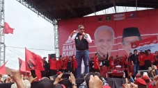 Kampanye Akbar Ganjar-Mahfud...