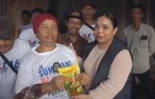 Bazar Minyak Goreng...