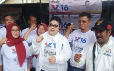 Bazar Minyak Goreng...