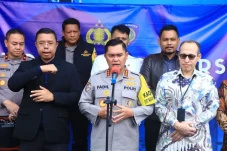 Lepas 111 Personel Amankan...
