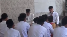 Caleg Perindo Kunjungi...