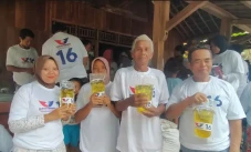 Caleg Perindo Bambang...