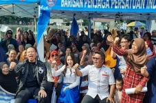 Warga Depok Terbantu...