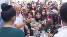 Caleg Perindo Djoni...