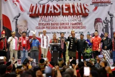 Safari Politik ke Kalbar,...