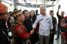 Kunjungan ke Kalbar,...