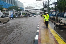 Update Banjir Jakarta,...