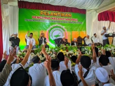 Abaikan Politik Identitas,...