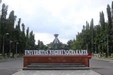 Mau Daftar UNY Yogya?...