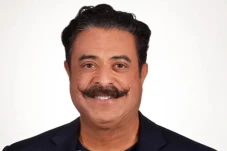 Profil Shahid Khan,...
